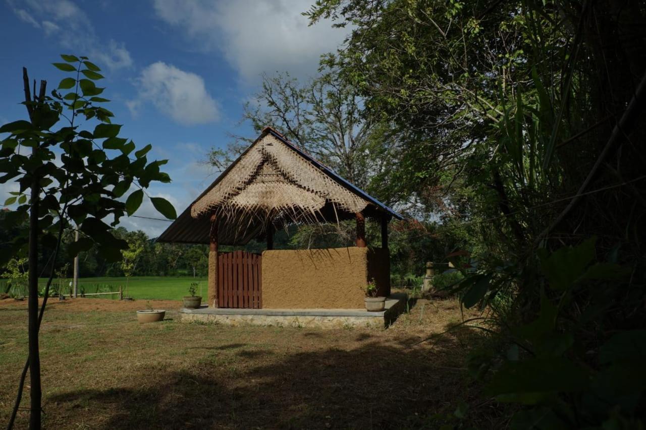 Hotel Agoura Hills Kurunegala Exterior foto